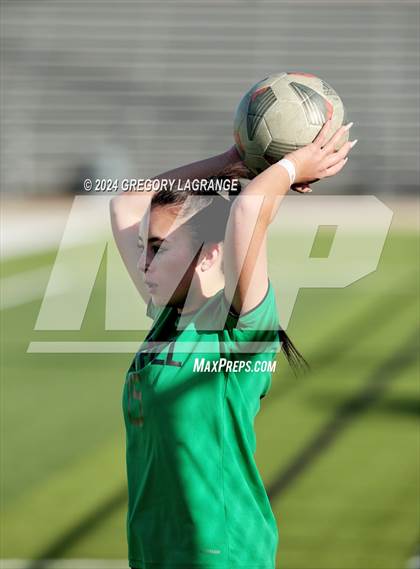 Thumbnail 2 in Mansfield vs Southlake Carroll photogallery.