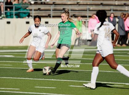 Thumbnail 3 in Mansfield vs Southlake Carroll photogallery.