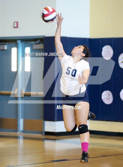 Thumbnail 1 in Panorama vs Sylmar photogallery.