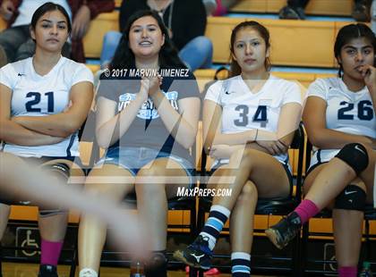 Thumbnail 2 in Panorama vs Sylmar photogallery.