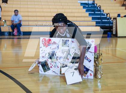 Thumbnail 3 in Panorama vs Sylmar photogallery.