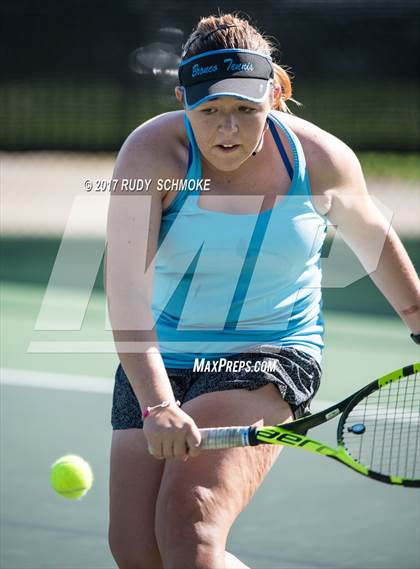 Thumbnail 3 in Corona Del Mar vs.Clovis West (CIF SoCal Regional Girls Tennis Championships) photogallery.