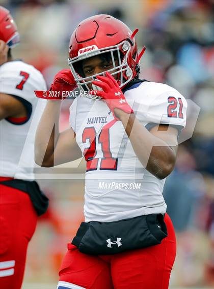 Thumbnail 3 in Manvel @ Cedar Park (UIL 5A Division 1 Quarterfinal) photogallery.
