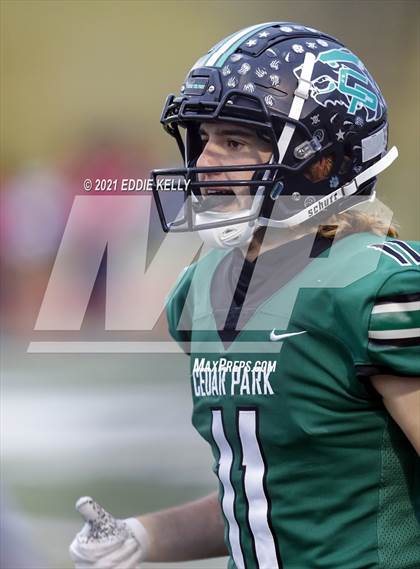 Thumbnail 3 in Manvel @ Cedar Park (UIL 5A Division 1 Quarterfinal) photogallery.