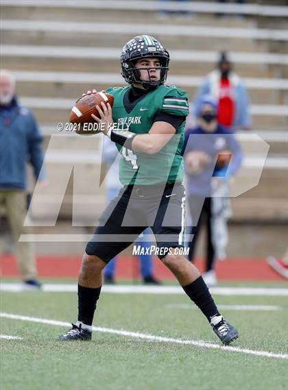 Thumbnail 2 in Manvel @ Cedar Park (UIL 5A Division 1 Quarterfinal) photogallery.