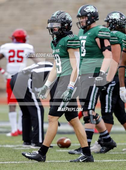 Thumbnail 2 in Manvel @ Cedar Park (UIL 5A Division 1 Quarterfinal) photogallery.