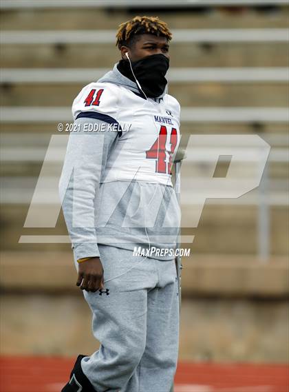 Thumbnail 3 in Manvel @ Cedar Park (UIL 5A Division 1 Quarterfinal) photogallery.
