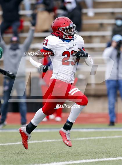 Thumbnail 3 in Manvel @ Cedar Park (UIL 5A Division 1 Quarterfinal) photogallery.