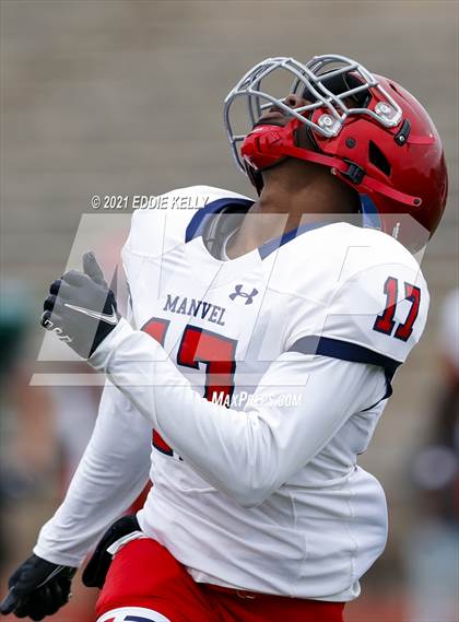 Thumbnail 2 in Manvel @ Cedar Park (UIL 5A Division 1 Quarterfinal) photogallery.