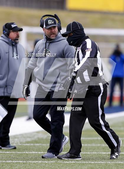 Thumbnail 1 in Manvel @ Cedar Park (UIL 5A Division 1 Quarterfinal) photogallery.