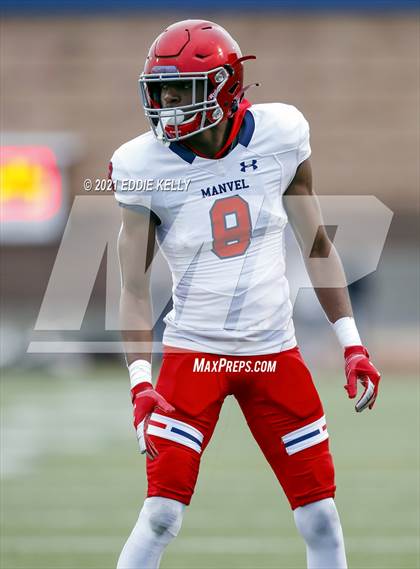 Thumbnail 3 in Manvel @ Cedar Park (UIL 5A Division 1 Quarterfinal) photogallery.