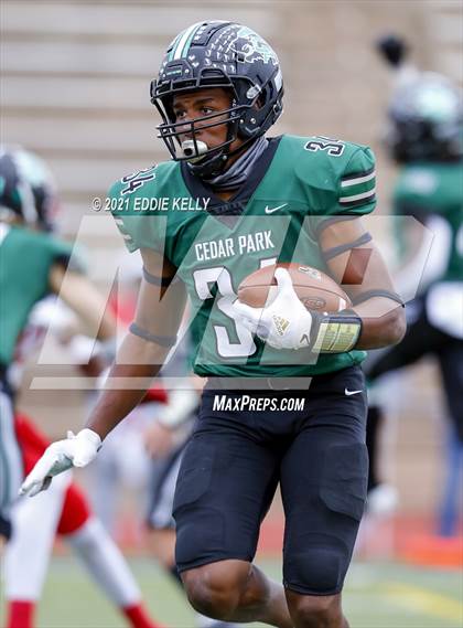 Thumbnail 3 in Manvel @ Cedar Park (UIL 5A Division 1 Quarterfinal) photogallery.