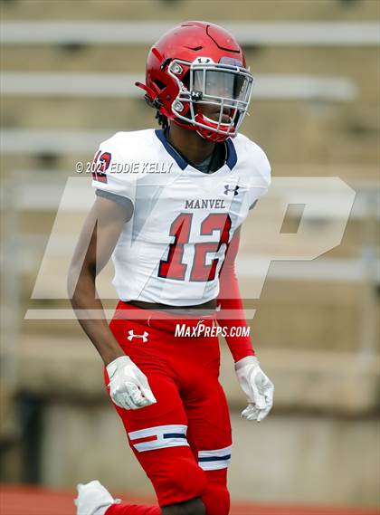 Thumbnail 3 in Manvel @ Cedar Park (UIL 5A Division 1 Quarterfinal) photogallery.