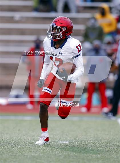 Thumbnail 3 in Manvel @ Cedar Park (UIL 5A Division 1 Quarterfinal) photogallery.