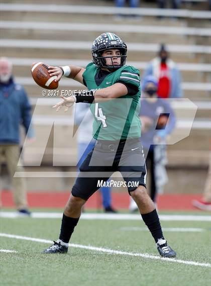 Thumbnail 3 in Manvel @ Cedar Park (UIL 5A Division 1 Quarterfinal) photogallery.