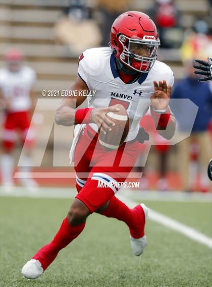 Thumbnail 3 in Manvel @ Cedar Park (UIL 5A Division 1 Quarterfinal) photogallery.