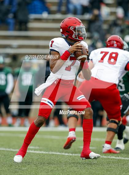 Thumbnail 3 in Manvel @ Cedar Park (UIL 5A Division 1 Quarterfinal) photogallery.