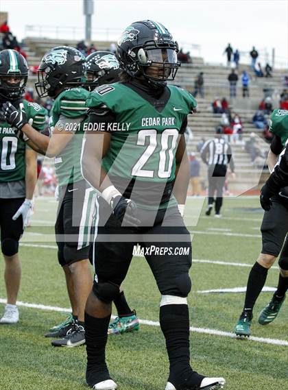 Thumbnail 3 in Manvel @ Cedar Park (UIL 5A Division 1 Quarterfinal) photogallery.