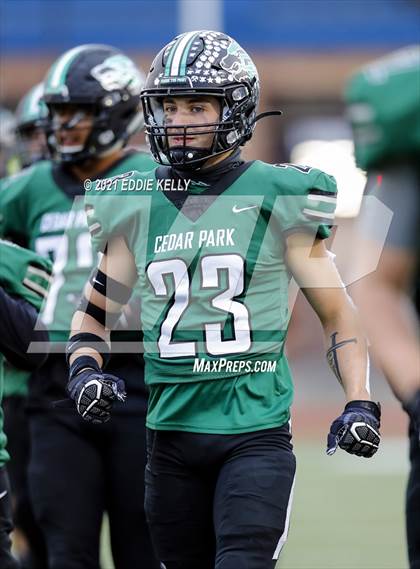 Thumbnail 3 in Manvel @ Cedar Park (UIL 5A Division 1 Quarterfinal) photogallery.