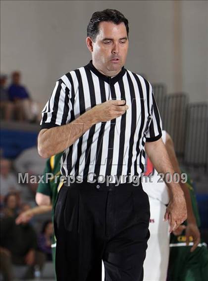 Thumbnail 2 in Canyon vs. La Salle (Burbank Tip-Off Classic) photogallery.