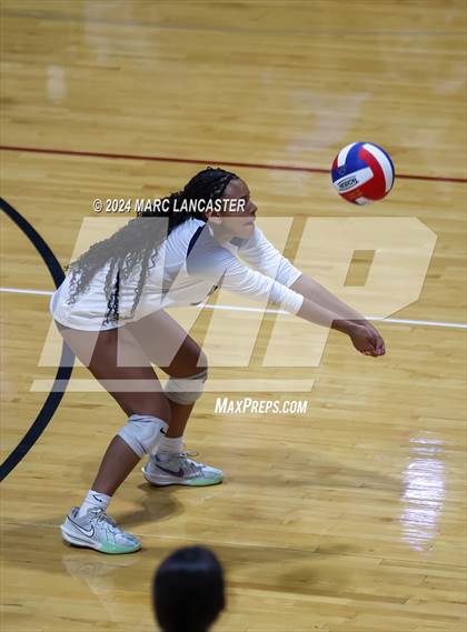 Thumbnail 3 in Cannon @ Providence Day photogallery.