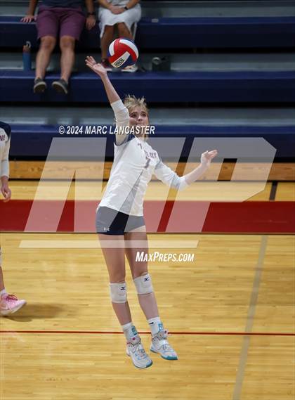 Thumbnail 1 in Cannon @ Providence Day photogallery.