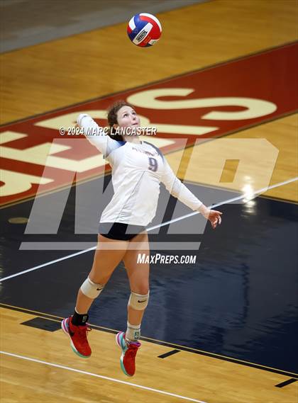 Thumbnail 2 in Cannon @ Providence Day photogallery.