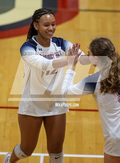 Thumbnail 1 in Cannon @ Providence Day photogallery.