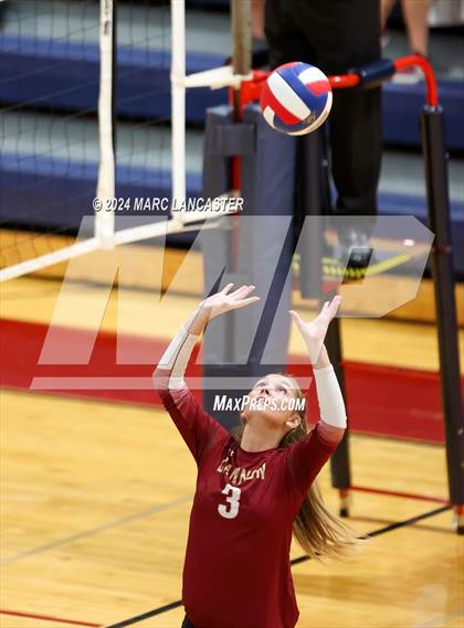 Thumbnail 2 in Cannon @ Providence Day photogallery.