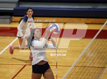Thumbnail 2 in Cannon @ Providence Day photogallery.