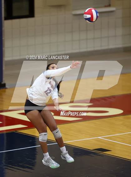 Thumbnail 1 in Cannon @ Providence Day photogallery.