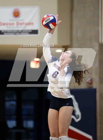 Thumbnail 3 in Cannon @ Providence Day photogallery.