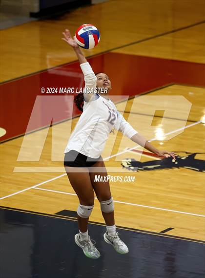 Thumbnail 1 in Cannon @ Providence Day photogallery.