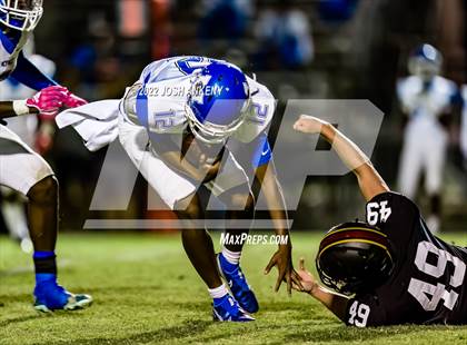 Thumbnail 3 in McKinley @ Brusly photogallery.
