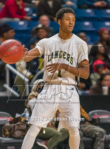 Thumbnail 1 in Sacred Heart vs Notre Dame Catholic (MLK Classic) photogallery.