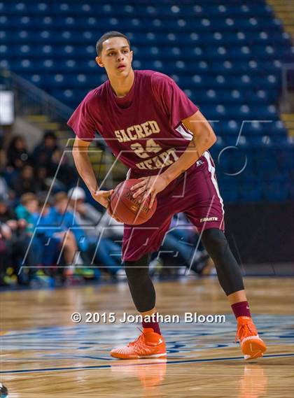 Thumbnail 3 in Sacred Heart vs Notre Dame Catholic (MLK Classic) photogallery.