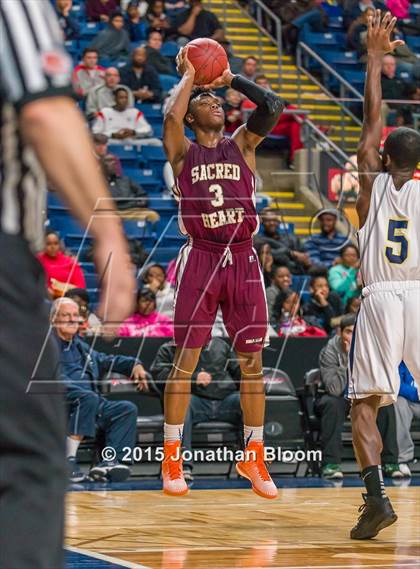 Thumbnail 3 in Sacred Heart vs Notre Dame Catholic (MLK Classic) photogallery.