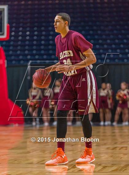 Thumbnail 3 in Sacred Heart vs Notre Dame Catholic (MLK Classic) photogallery.