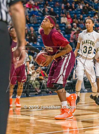 Thumbnail 2 in Sacred Heart vs Notre Dame Catholic (MLK Classic) photogallery.
