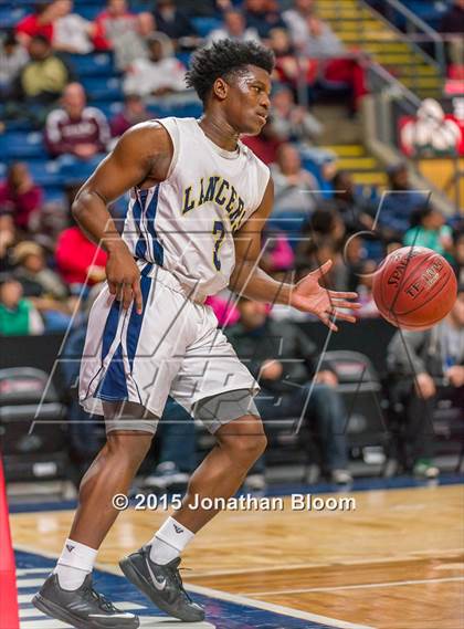 Thumbnail 2 in Sacred Heart vs Notre Dame Catholic (MLK Classic) photogallery.
