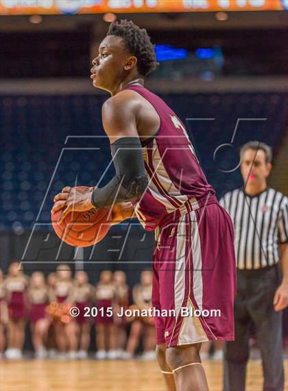 Thumbnail 1 in Sacred Heart vs Notre Dame Catholic (MLK Classic) photogallery.