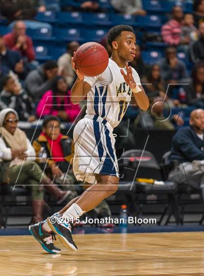 Thumbnail 2 in Sacred Heart vs Notre Dame Catholic (MLK Classic) photogallery.