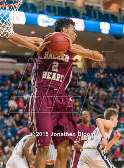 Thumbnail 1 in Sacred Heart vs Notre Dame Catholic (MLK Classic) photogallery.