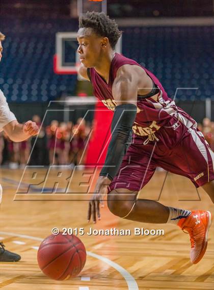 Thumbnail 2 in Sacred Heart vs Notre Dame Catholic (MLK Classic) photogallery.