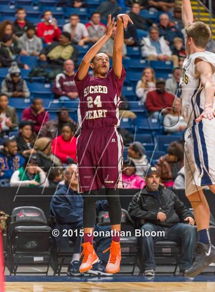 Thumbnail 3 in Sacred Heart vs Notre Dame Catholic (MLK Classic) photogallery.