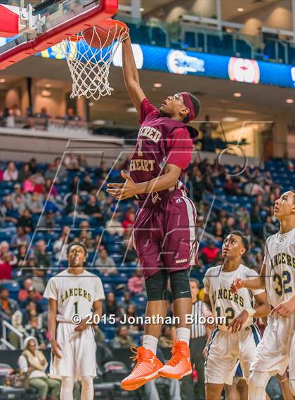 Thumbnail 2 in Sacred Heart vs Notre Dame Catholic (MLK Classic) photogallery.