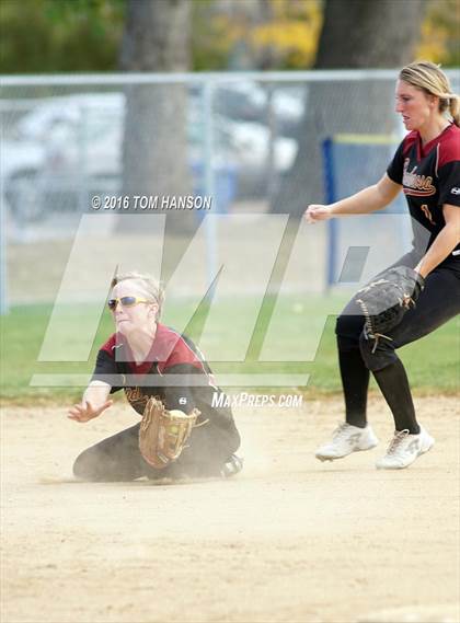 Thumbnail 2 in Frederick vs Ponderosa (CHSAA 4A Region 6 Playoff) photogallery.