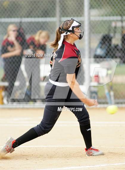 Thumbnail 2 in Frederick vs Ponderosa (CHSAA 4A Region 6 Playoff) photogallery.