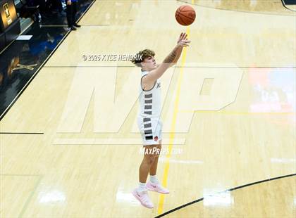 Thumbnail 1 in Carroll @ Franklin ( OHSAA D3 Sectional ) photogallery.