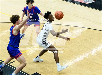 Thumbnail 3 in Carroll @ Franklin ( OHSAA D3 Sectional ) photogallery.